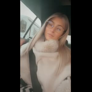 Melinaa-off MYM