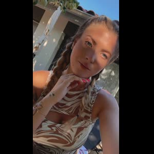 Melinaa-off MYM