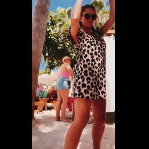 Melinaa-off MYM