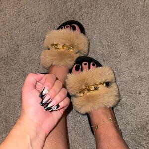 Melisaathequeen34 MYM