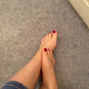 Mes_beaux_pieds MYM