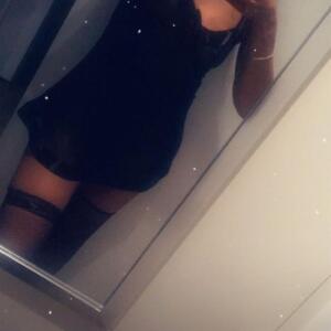 Mia__23 MYM