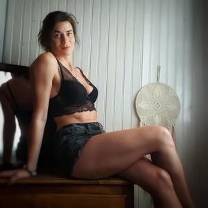Mia__labelle MYM