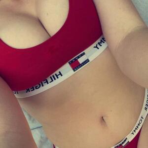 Mia_wallace2 MYM