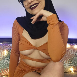 Mianiqab MYM