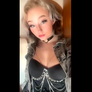 Miasophie_e MYM