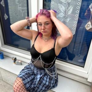 Miasophie_e MYM