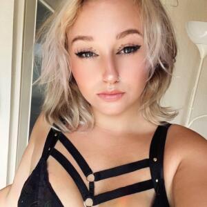Miasophie_e MYM