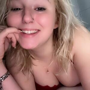 Miasophie_e MYM