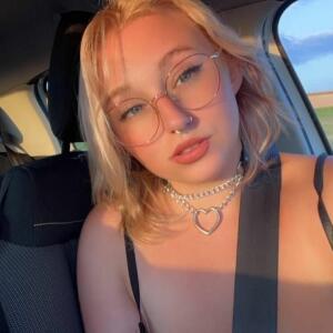 Miasophie_e MYM