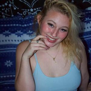 Miasophie_e MYM