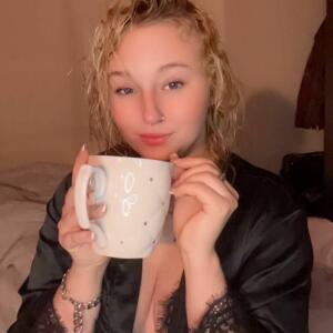 Miasophie_e MYM