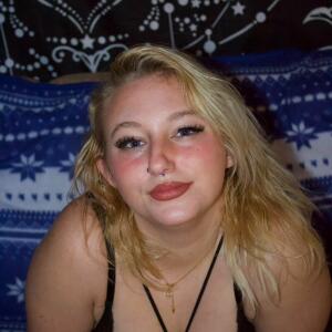 Miasophie_e MYM