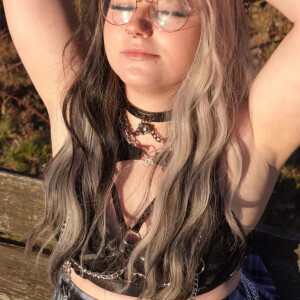 Miasophie_e MYM
