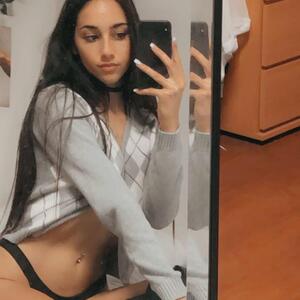 Michaela_m MYM