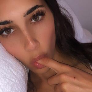 Michaela_m MYM