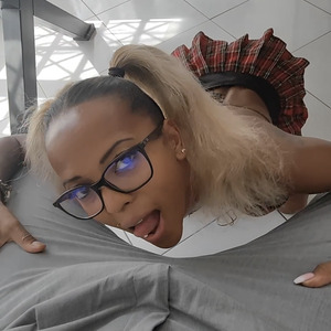 Miiana MYM