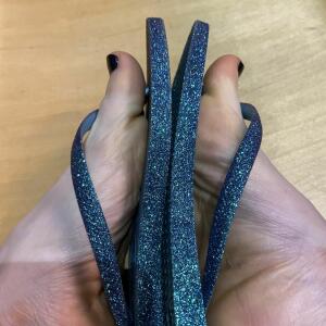 Milkyginger_toes MYM