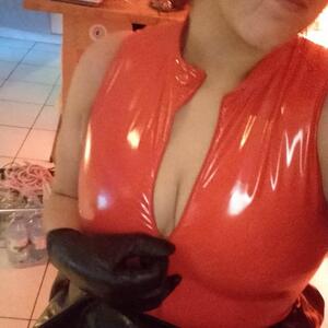 Mirah_medusa MYM