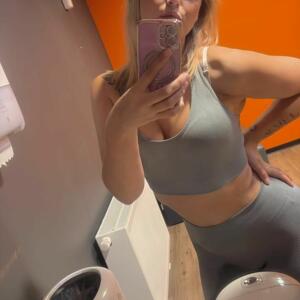 Miss-blondinette30 MYM