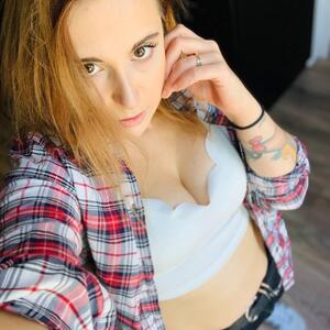 Miss_lou_savage MYM