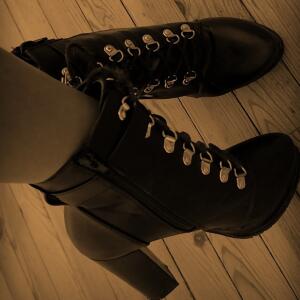 Missmetisfeet MYM