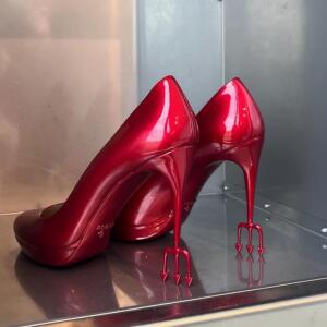 Mistress_high_heels MYM