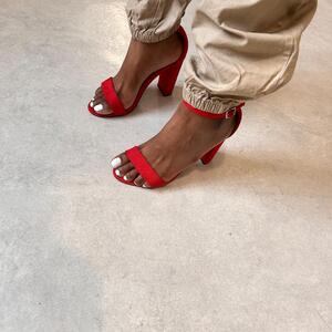 Moena_feet MYM