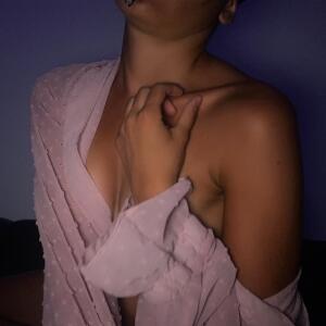 Monica_off MYM