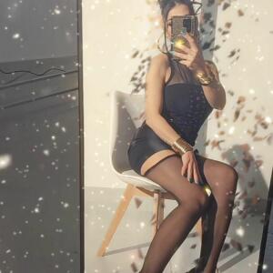 Monica_official MYM