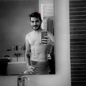 Mr-platon MYM