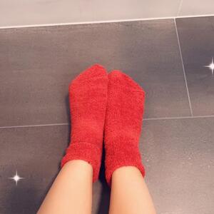 My_lovely_feet_socks_and_more MYM