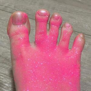 My_prettyfeetgirl MYM