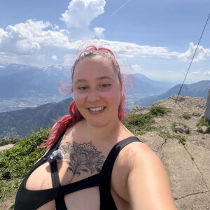 Mya_ricci MYM