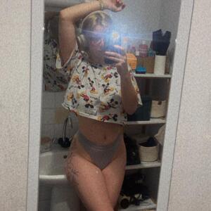 Mym_manon MYM
