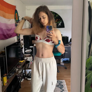 Nayelisou MYM