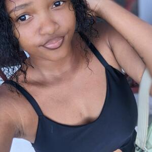Nellyah_blanche MYM