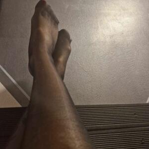 Neonastra_feet MYM
