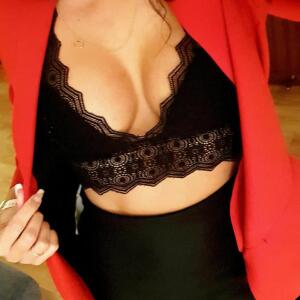 Nessa40 MYM