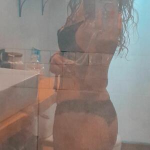 Nessa40 MYM