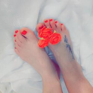 Nicesexyfeet MYM