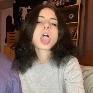 Nina_charme MYM