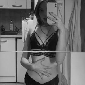 Nina_cute MYM