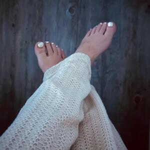 Nina_feet_ MYM