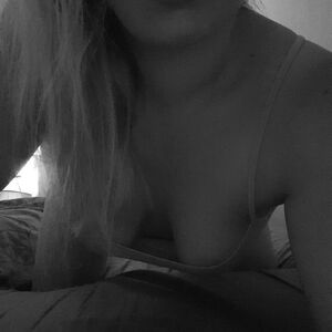 Nina_ladouce MYM