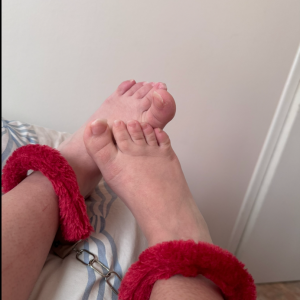 Nous_pieds_ MYM