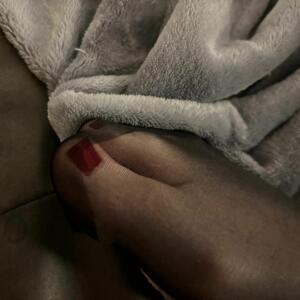 Nylon-footjob-aline MYM