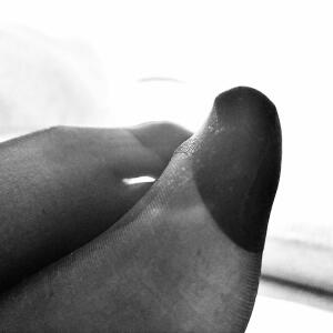 Nylon-footjob-aline MYM