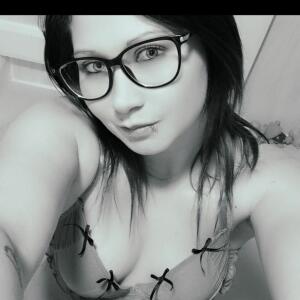 Oceane-coquine MYM
