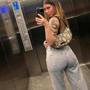 Olivia_sex69 MYM